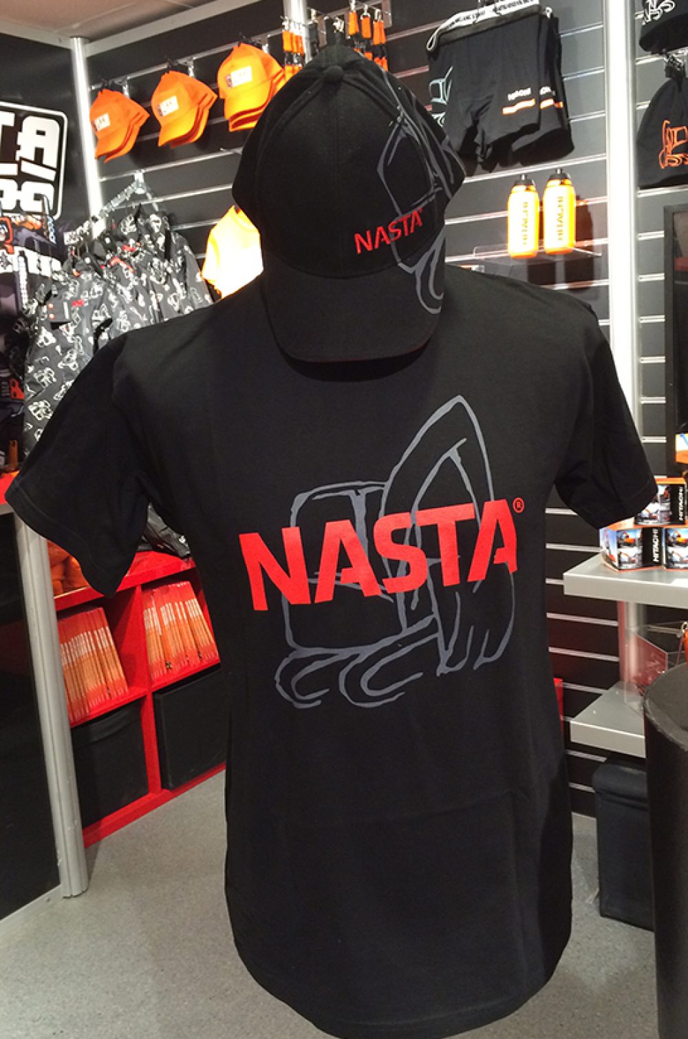 Nasta t skjorte NASTA AS Hitachi t skjorte sort NASTA AS