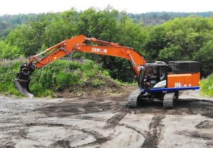 Zeron ZE210 fra siden – en elektrisk anleggsmaskin fra Nasta