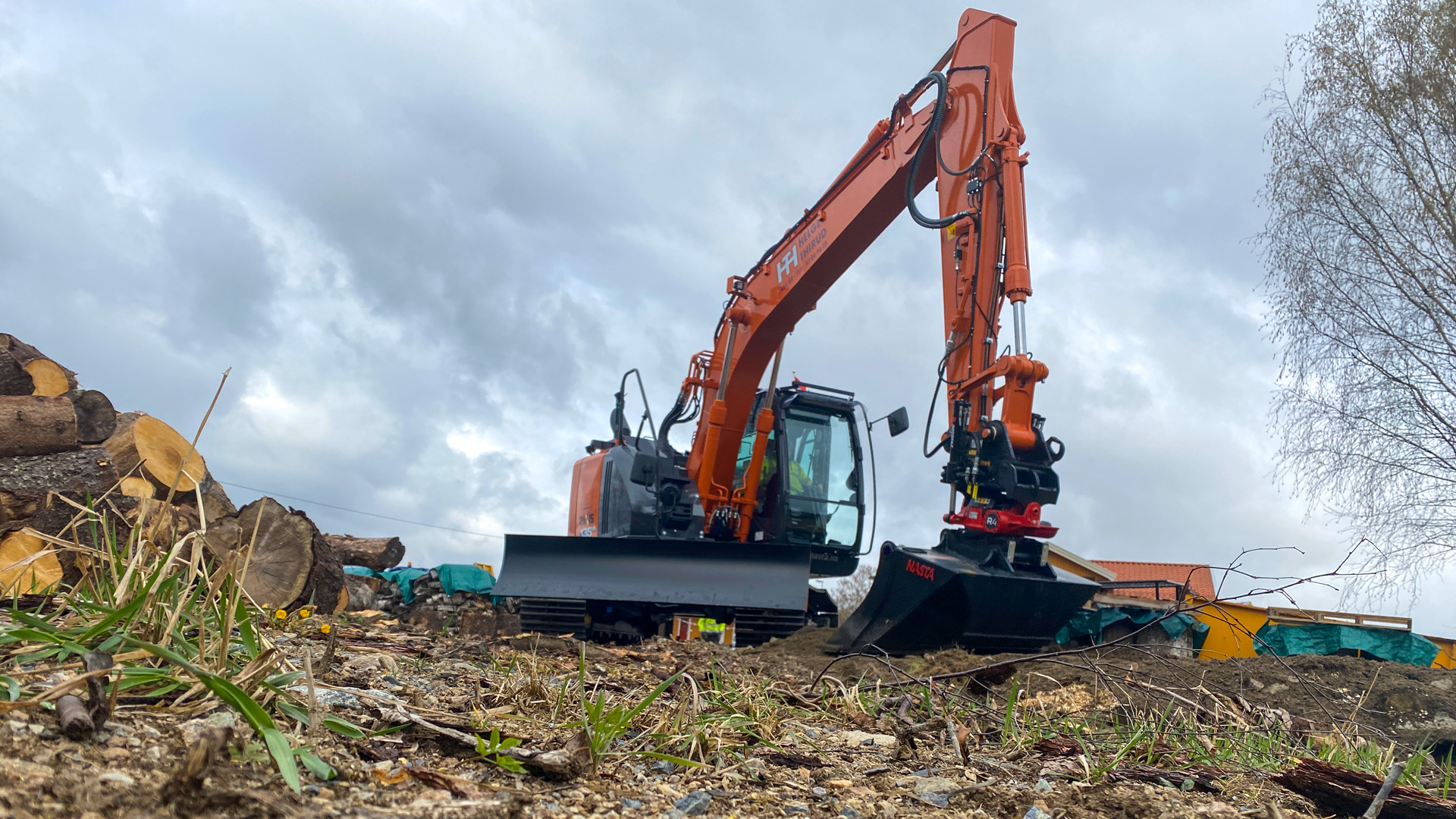 Hitachi ZX135US-5 Helge Thirud