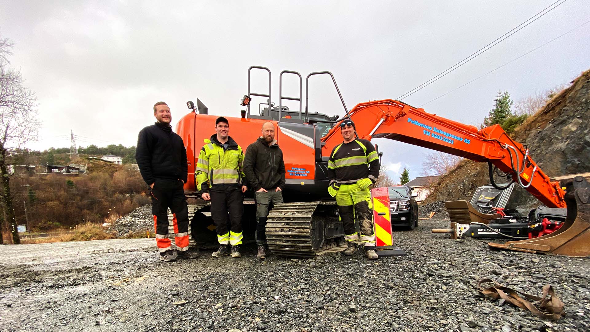 Pettersen Entreprenør AS med en av landets første Hitachi ZX130LCN-7