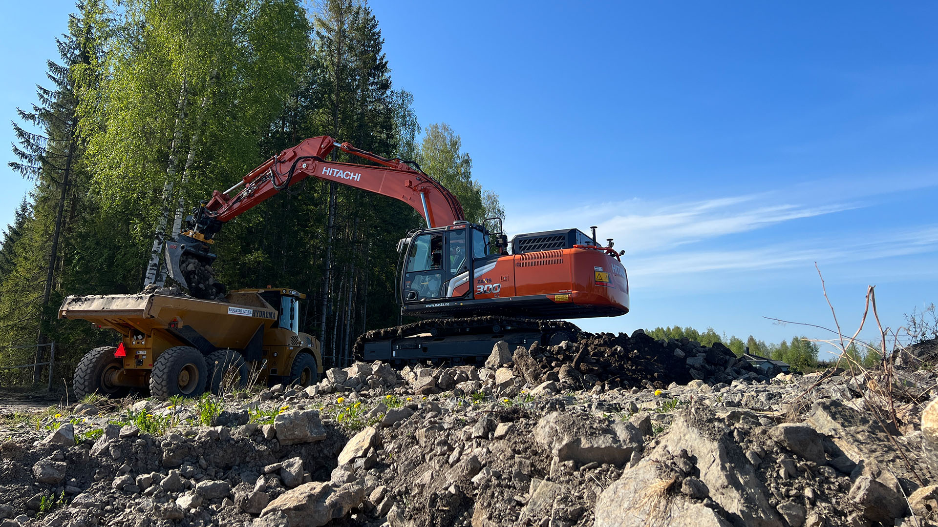 Hitachi ZX300LC-7 hos Sylliåsen & Afseth drift AS