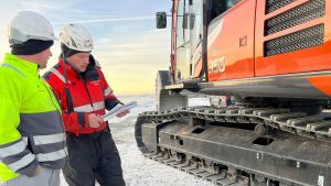 servicemekaniker Thomas hos Fiskå Maskin AS